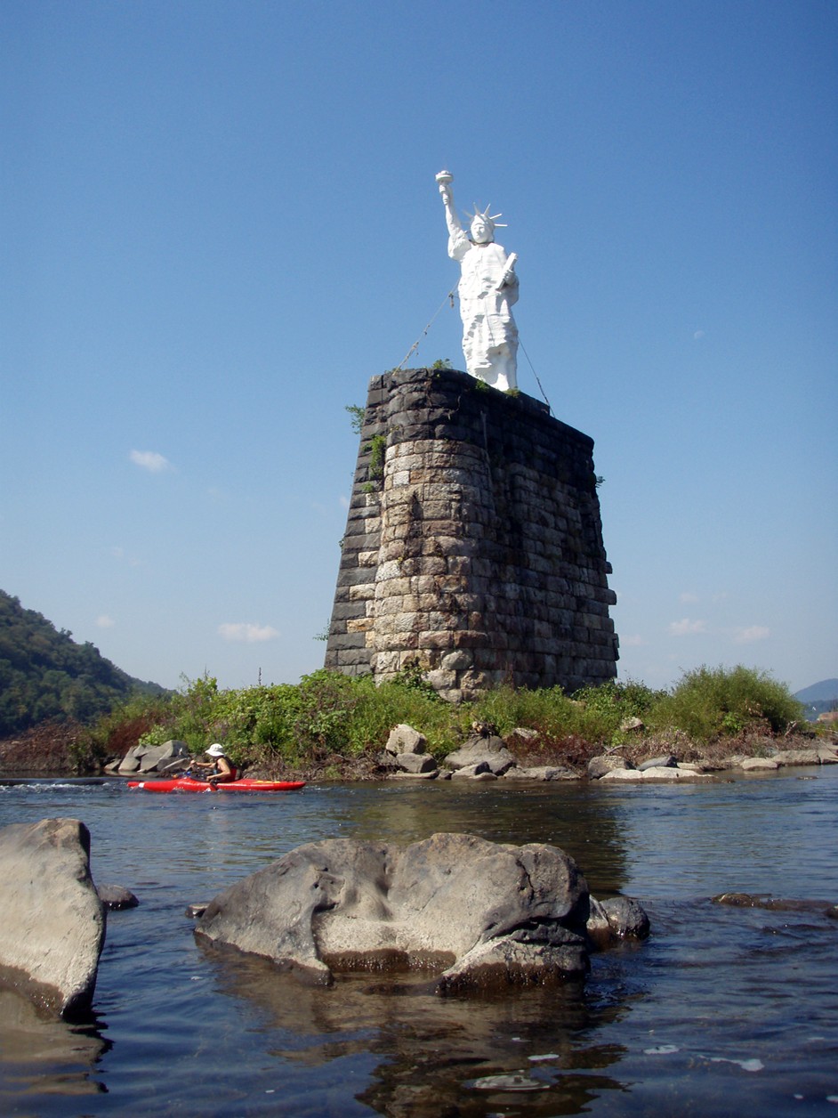  Susquehanna River Miss Liberty.