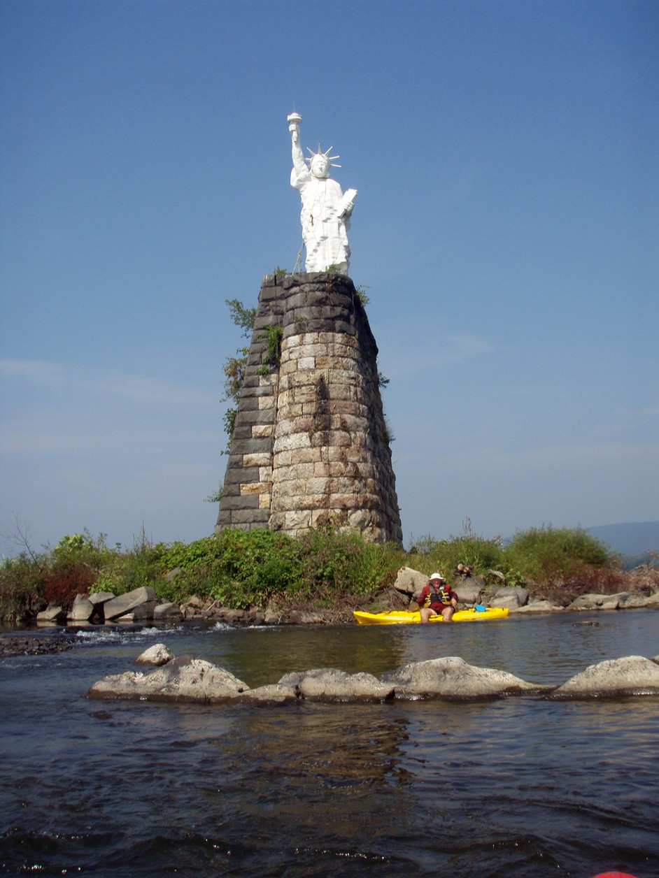  Susquehanna River Statue of Liberty.