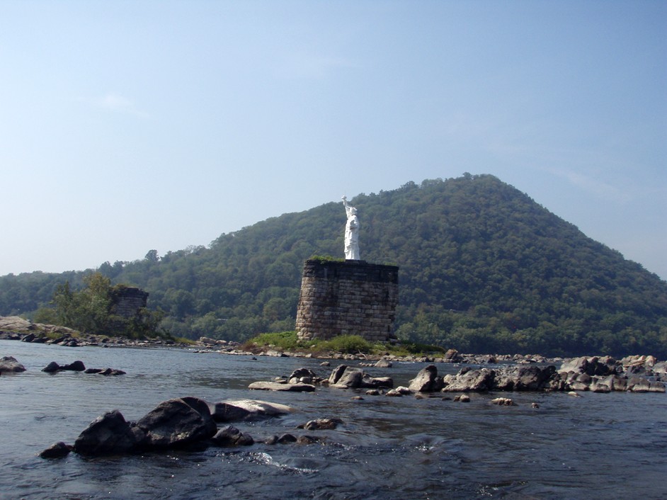  Susquehanna River Miss Liberty.