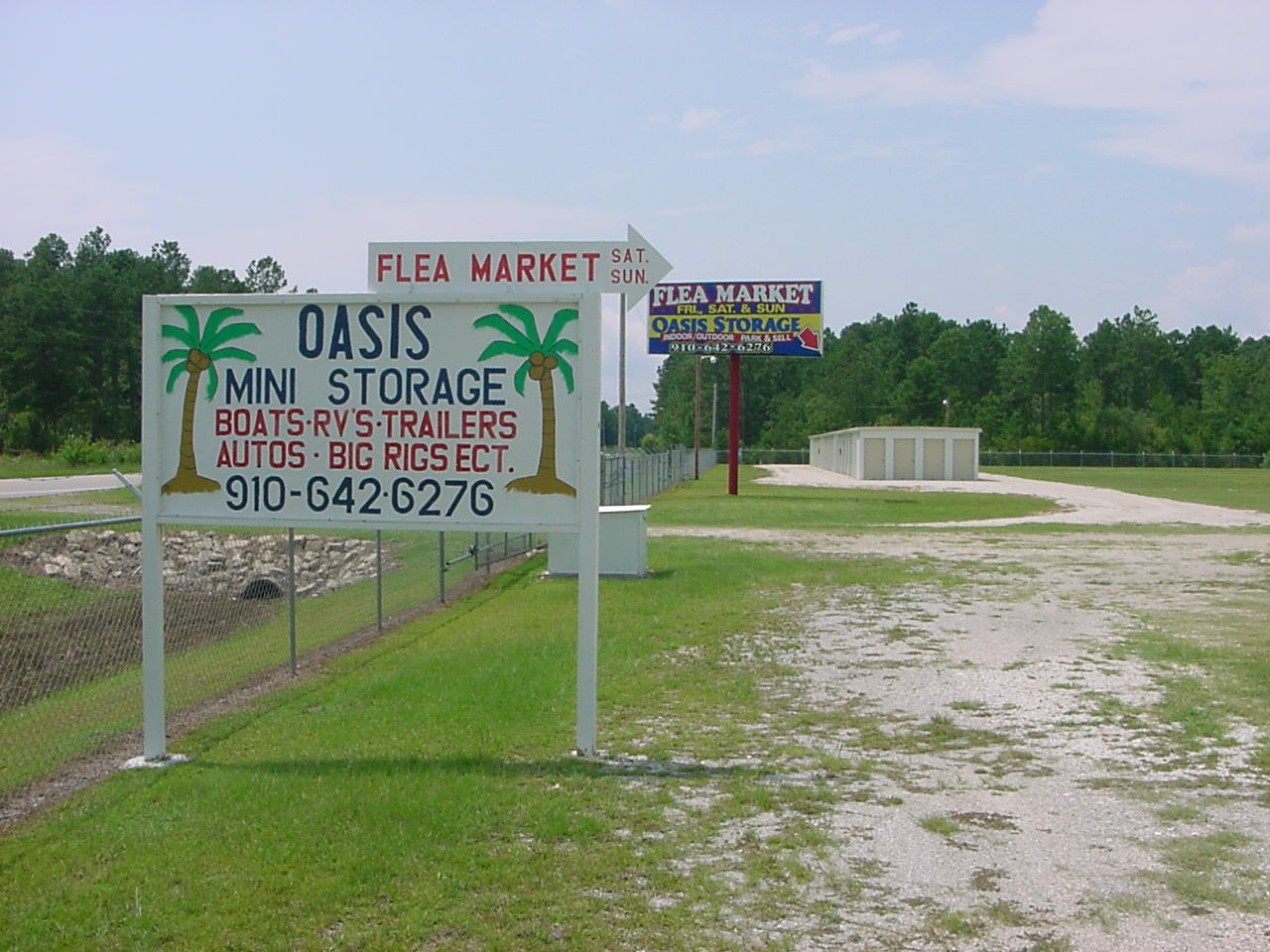  Oasis Storage.
