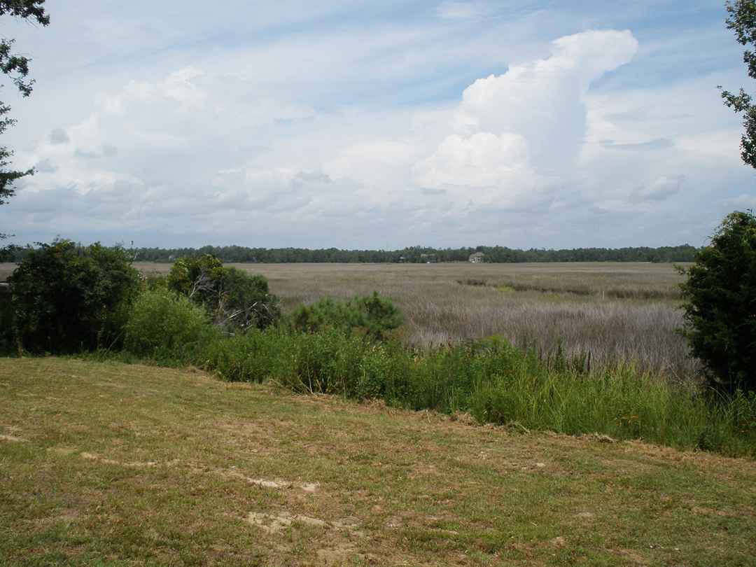 This is the view accross the Lockwood Folly River from the lot.