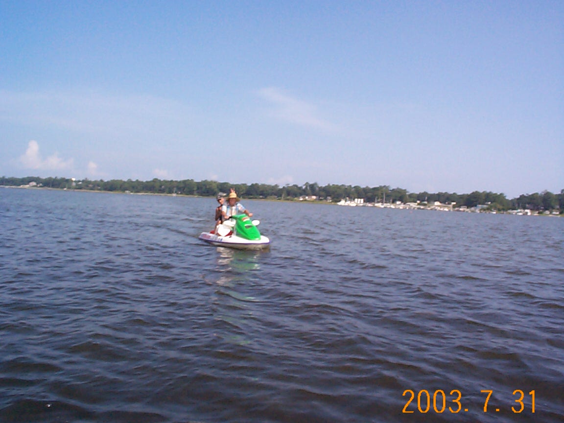 Bogue Sound Clamming.
