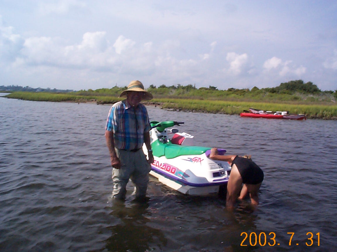 Bogue Sound Clamming.
