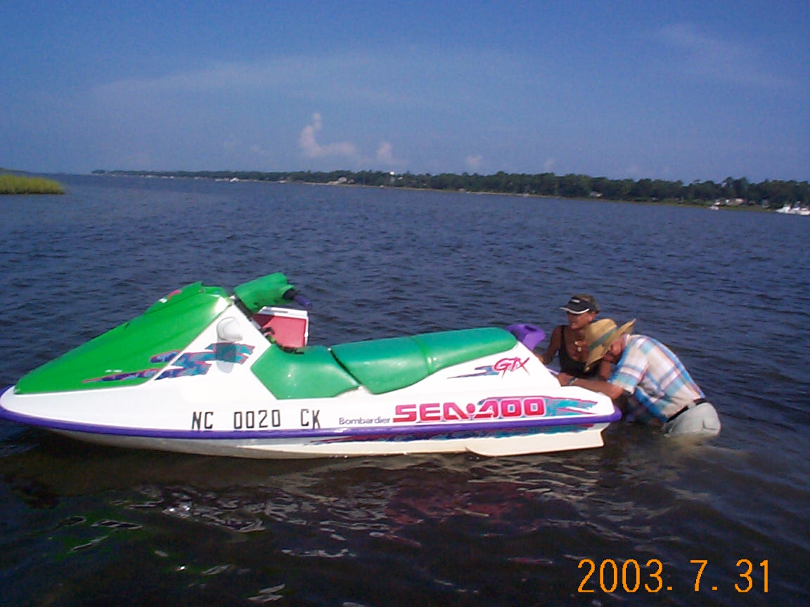 Bogue Sound Clamming.
